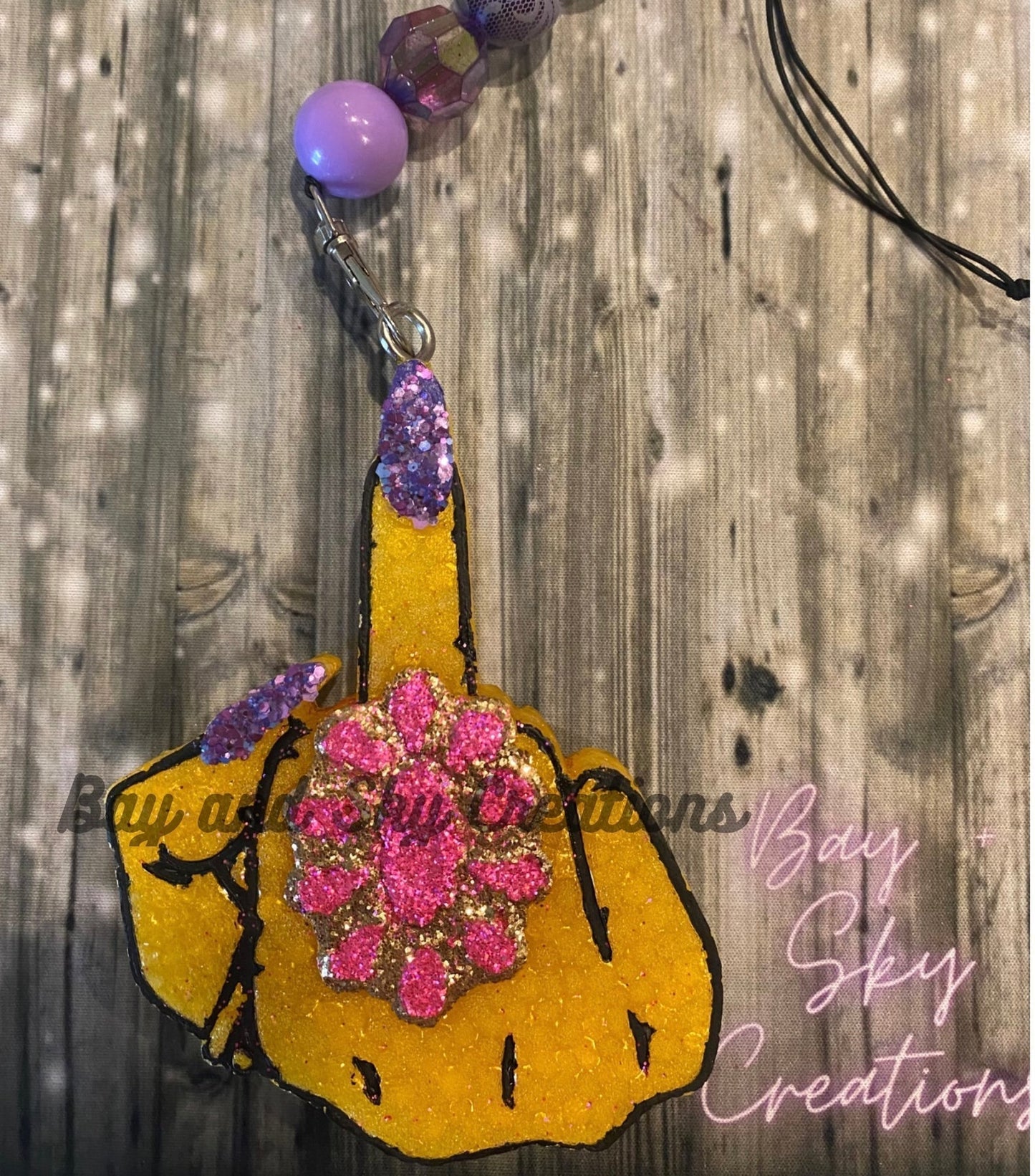 Middle Finger Freshie